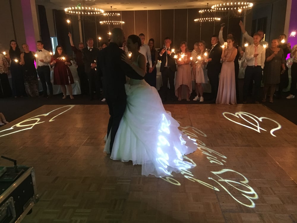 Hochzeitsfeier im Van der Valk Hotel Berlin Brandenburg – festliche Stimmung, stilvolle Atmosphäre und perfekte Rahmenbedingungen